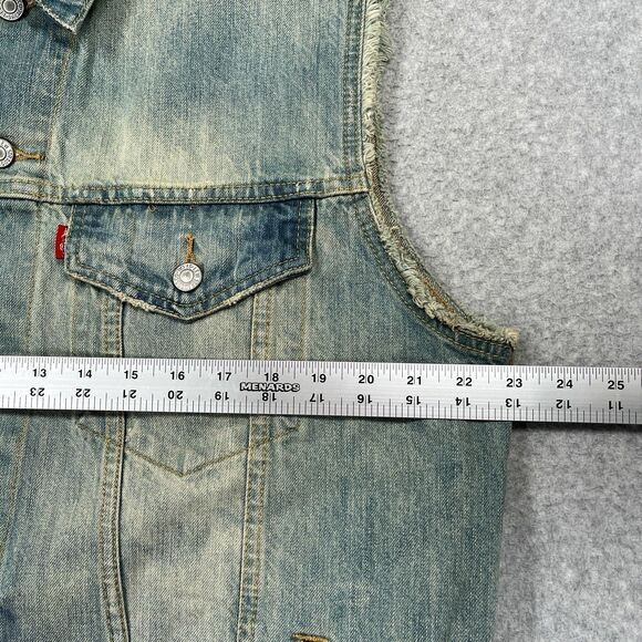 Levis Denim Trucker Vest Mens XL Blue Distressed Acid Wash Western Jacket 2013 - Picture 3 of 14